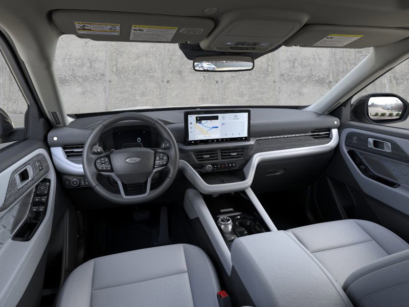 New 2025 Ford Explorer Platinum image 9