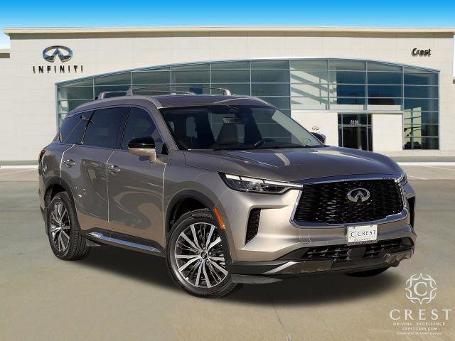 Used 2023 INFINITI QX60 Sensory w/ Cargo Package image 2