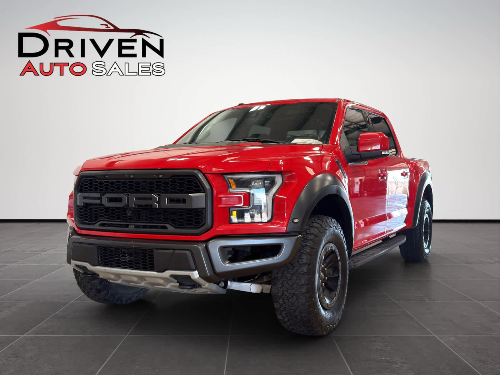 Used 2018 Ford F150 Raptor w/ Equipment Group 802A Luxury image 1
