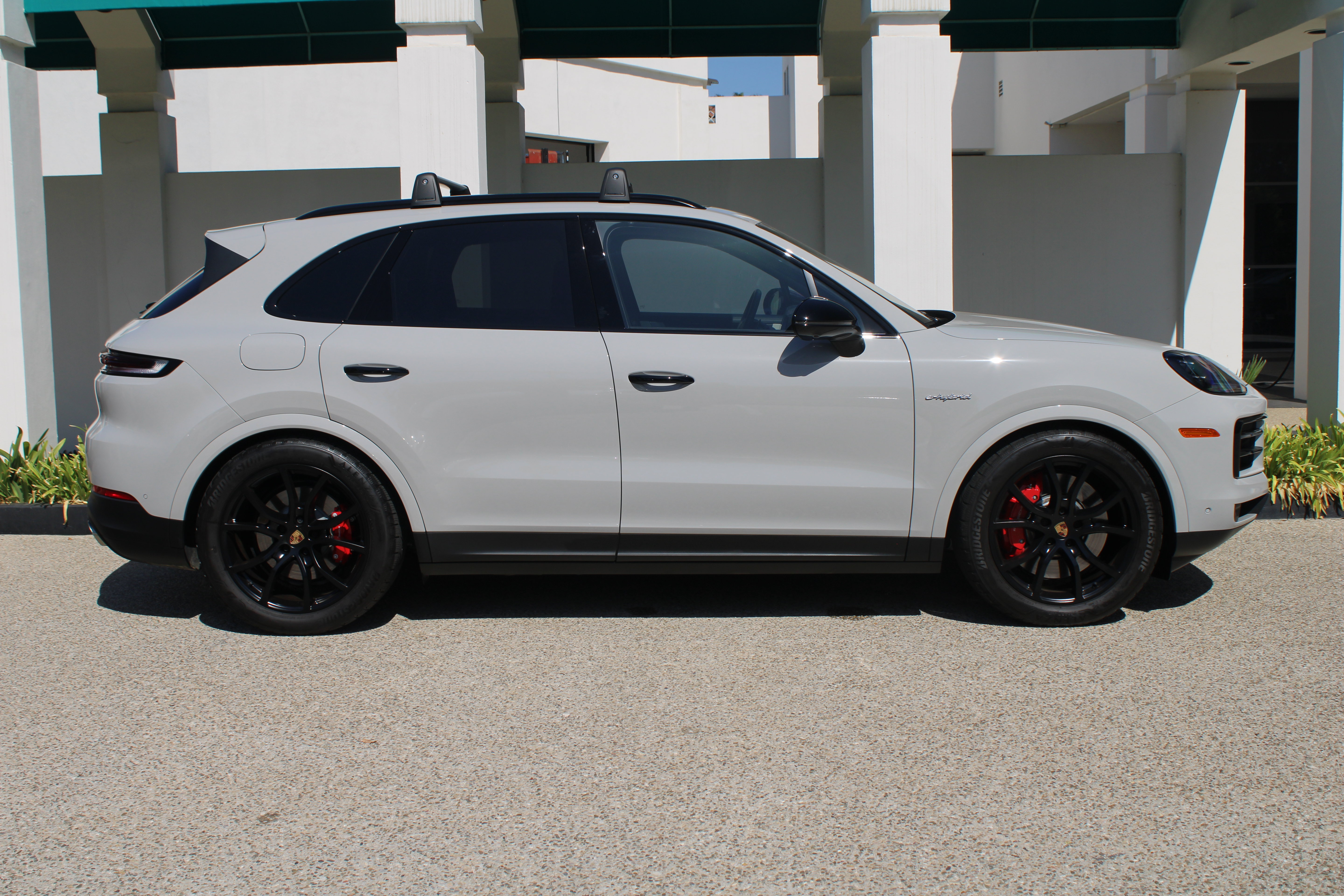 Certified 2025 Porsche Cayenne S AWD/4WD image 8