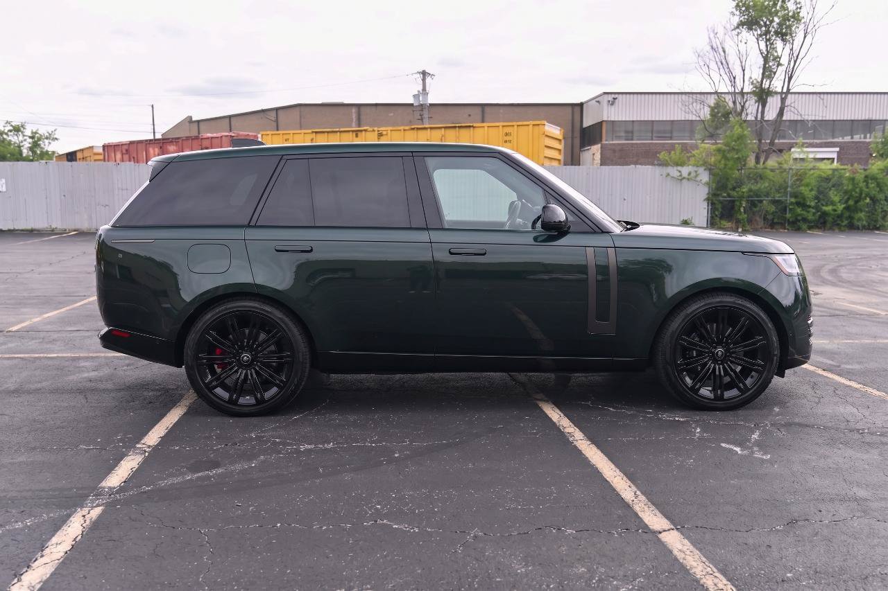 Used 2024 Land Rover Range Rover SE AWD/4WD image 5