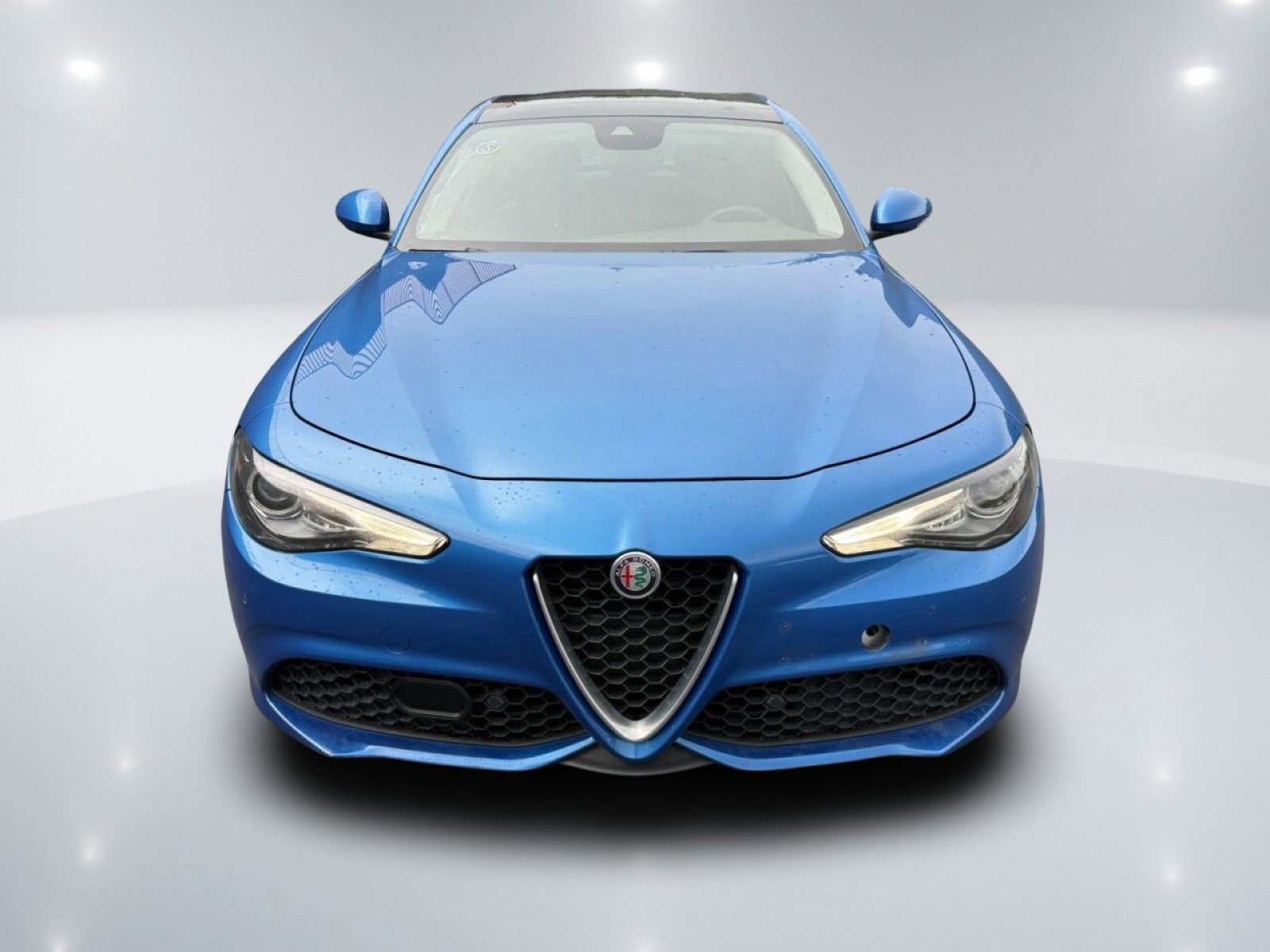 Used 2018 Alfa Romeo Giulia Ti Sport w/ Quick Order Package 22S Sport image 2