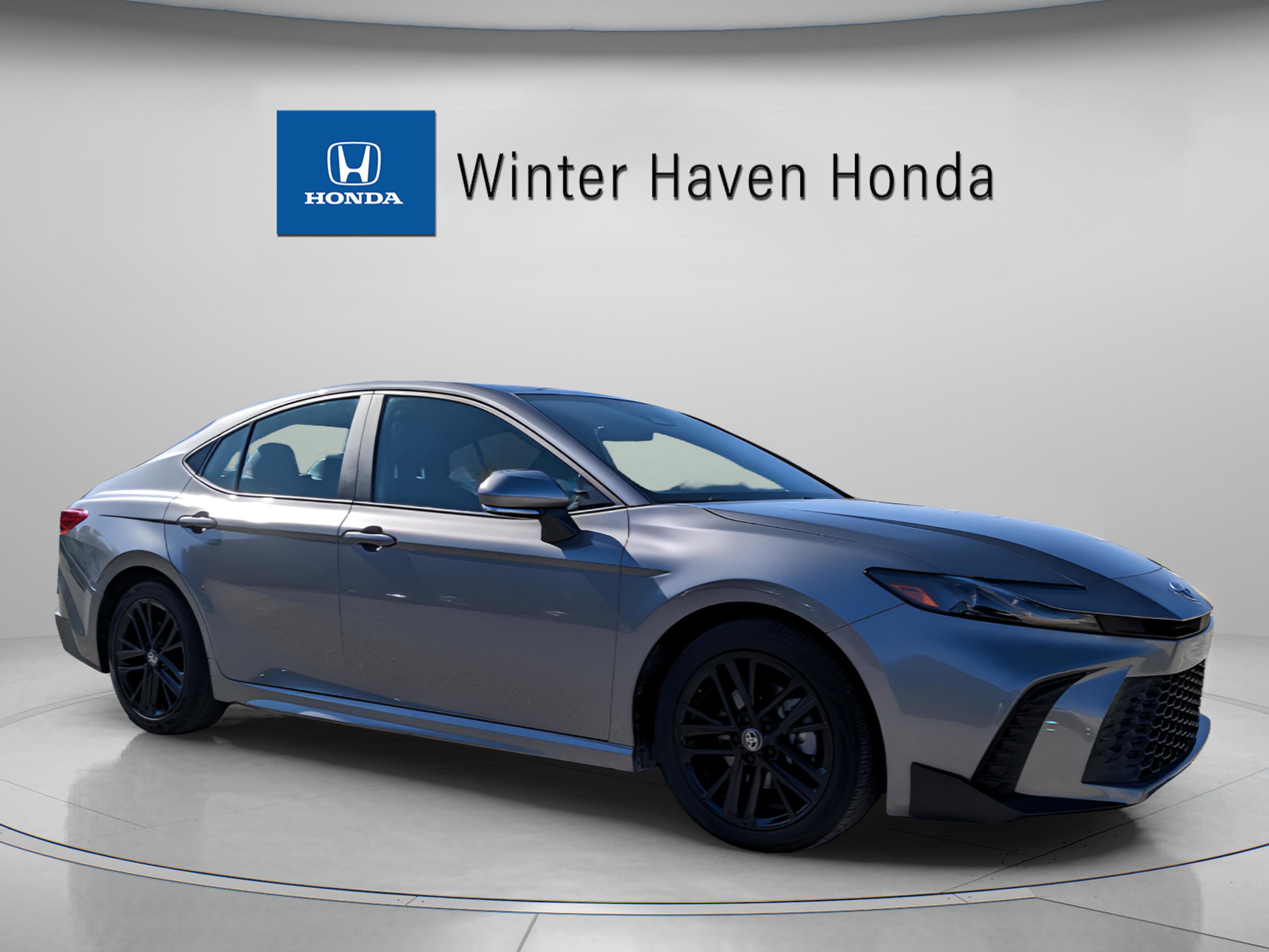 Used 2025 Toyota Camry SE