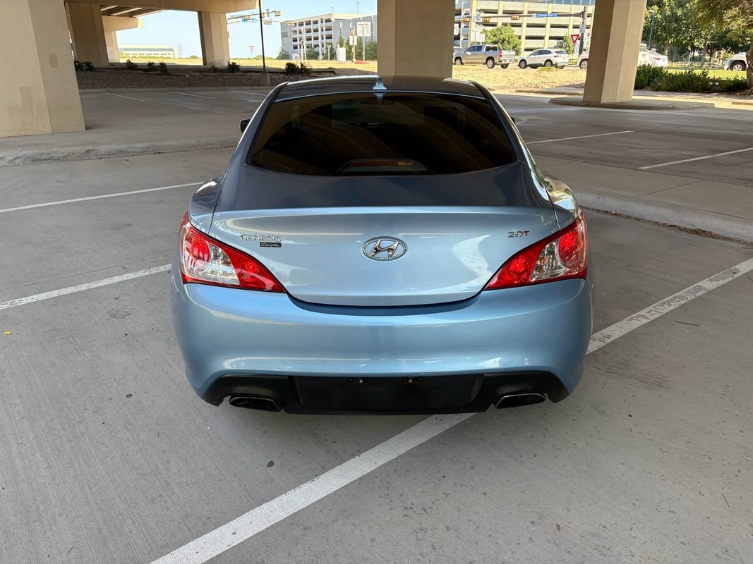 Used 2010 Hyundai Genesis 2.0T RWD image 7
