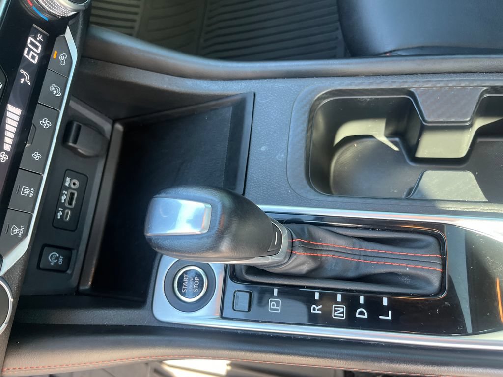 Used 2024 Nissan Sentra SR w/ SR Premium Package FWD image 25