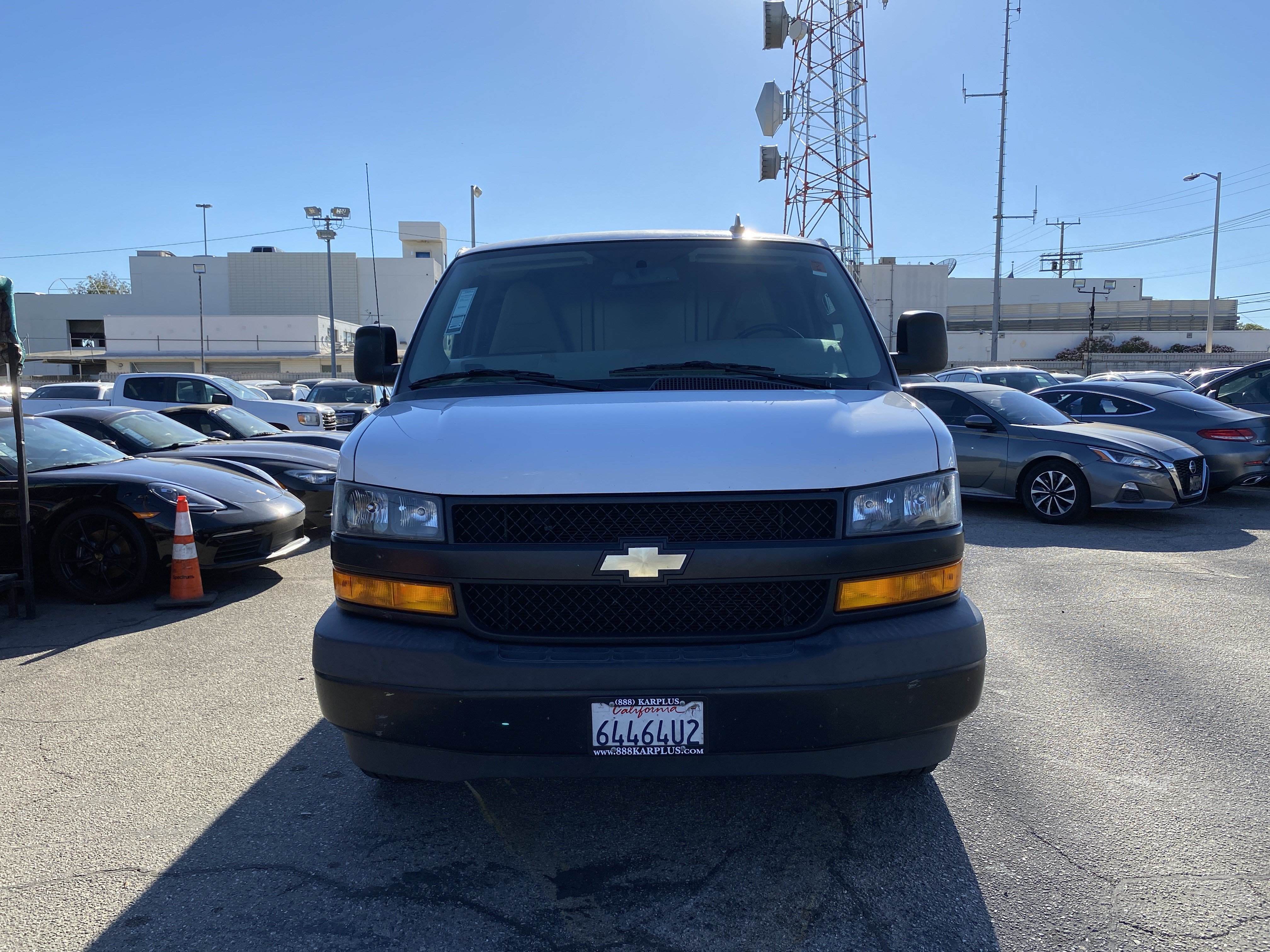Used 2019 Chevrolet Express 2500 w/ Driver Convenience Package RWD image 3