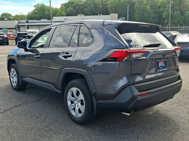 Certified 2024 Toyota RAV4 LE AWD/4WD image 3