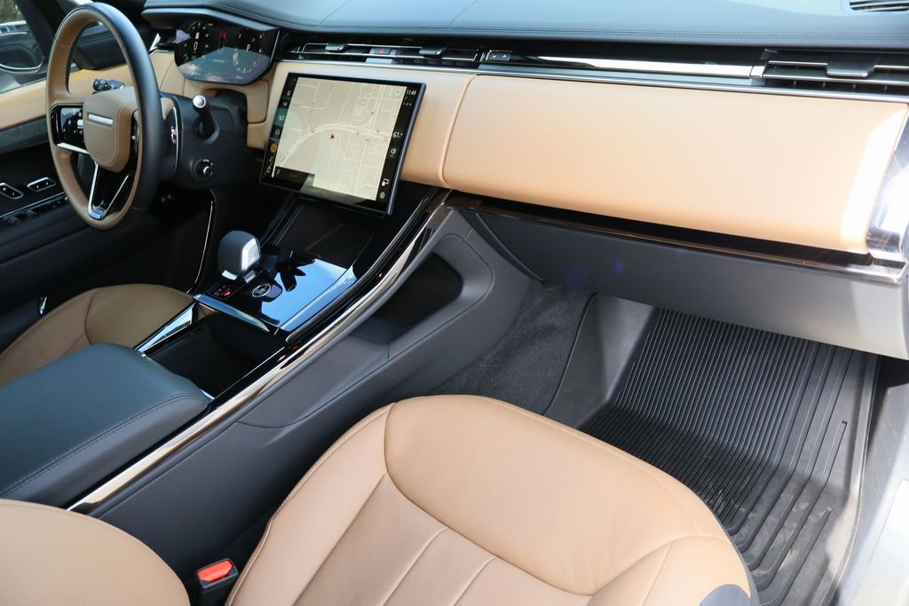 Used 2024 Land Rover Range Rover Sport Dynamic SE image 30