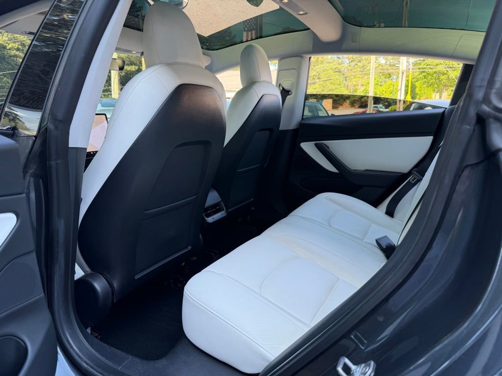 Used 2020 Tesla Model 3 Long Range AWD/4WD image 30