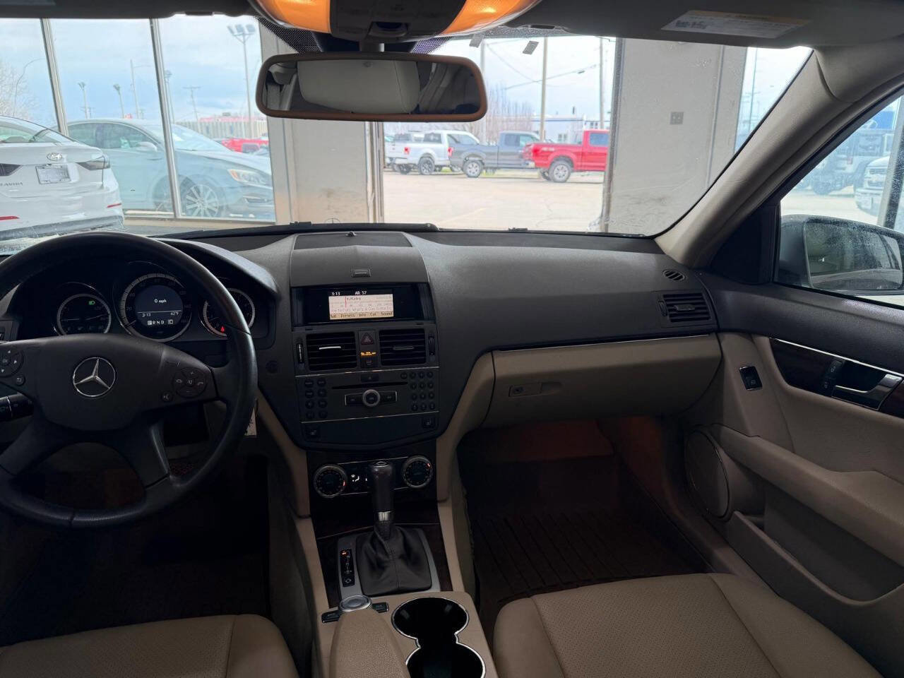 Used 2010 Mercedes-Benz C 300 Luxury image 24