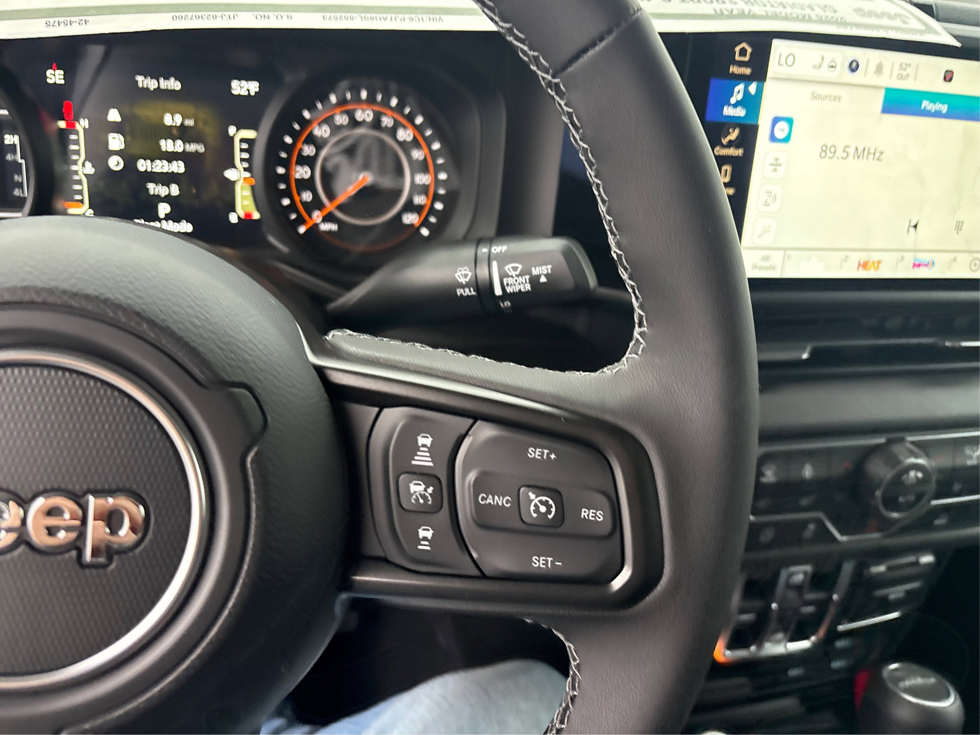 New 2025 Jeep Gladiator Sport image 22