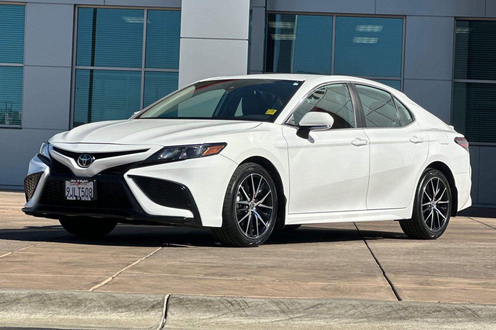 Certified 2024 Toyota Camry SE image 10