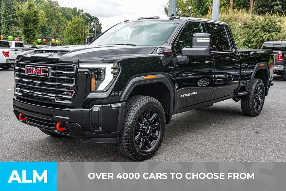 Used 2025 GMC Sierra 2500 AT4 image 3