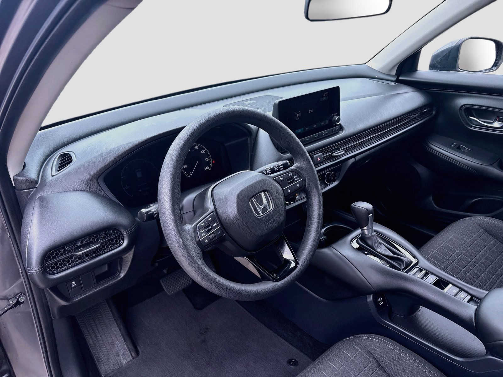 Used 2024 Honda HR-V LX image 9