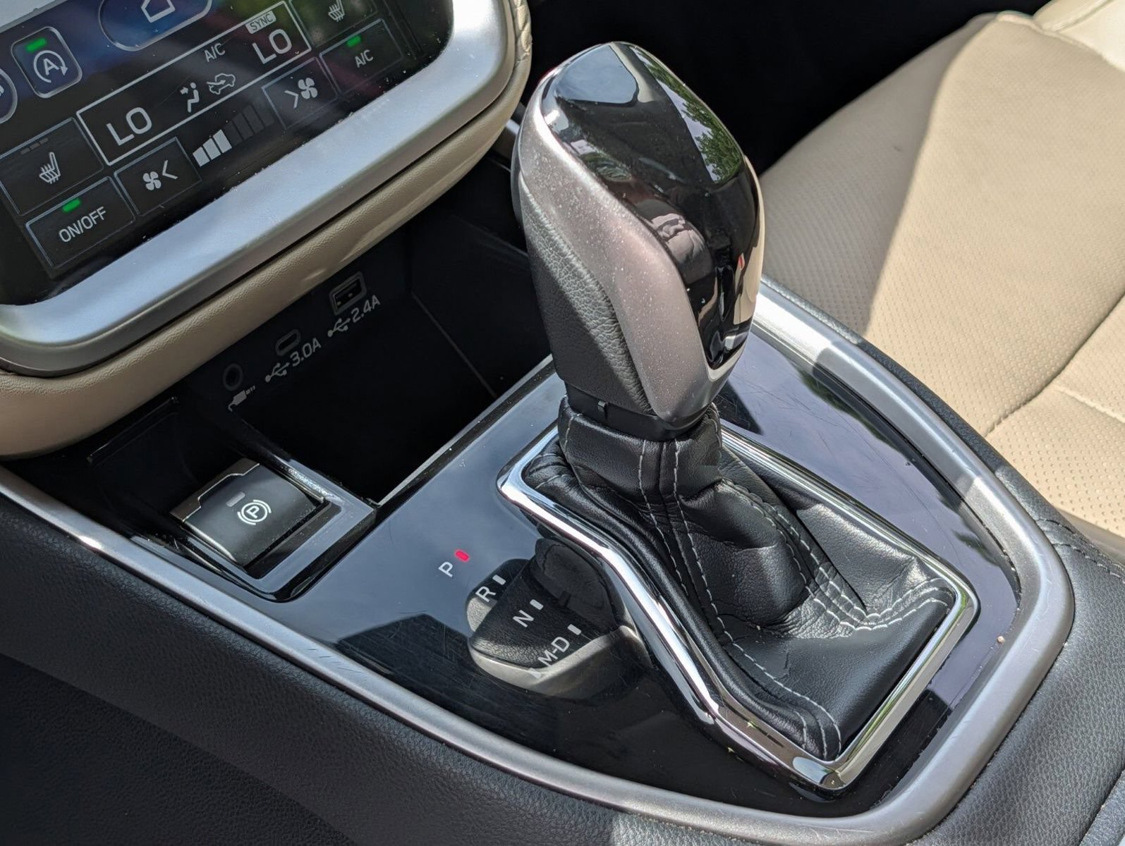 Certified 2024 Subaru Legacy Limited AWD/4WD image 9
