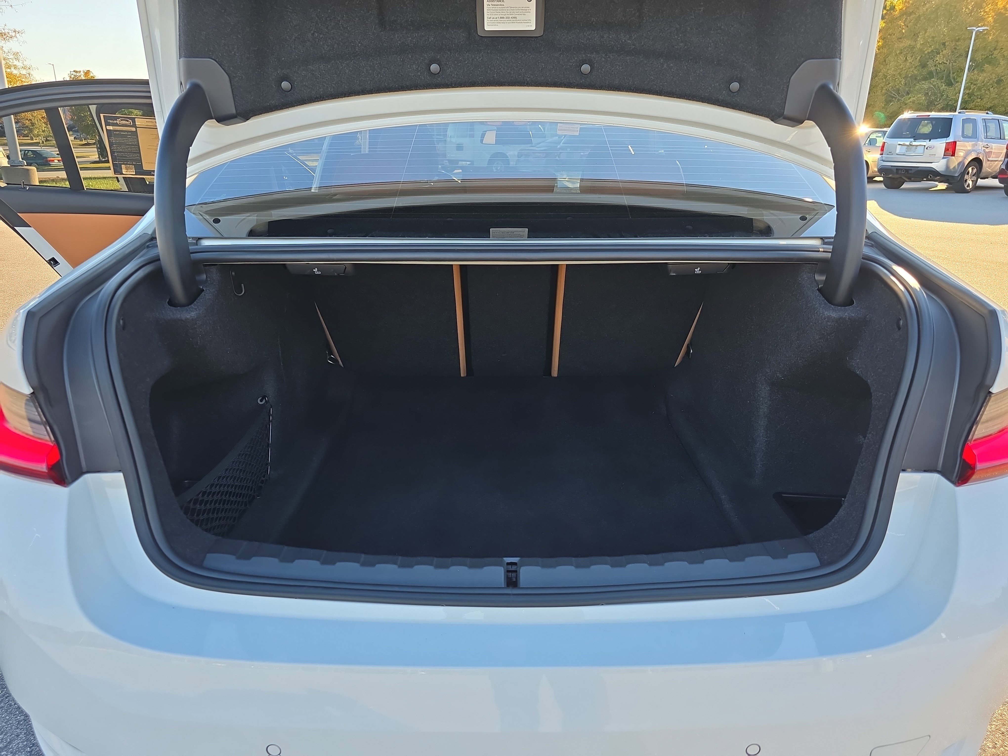 Used 2023 BMW 330i xDrive Sedan w/ Premium Package image 12