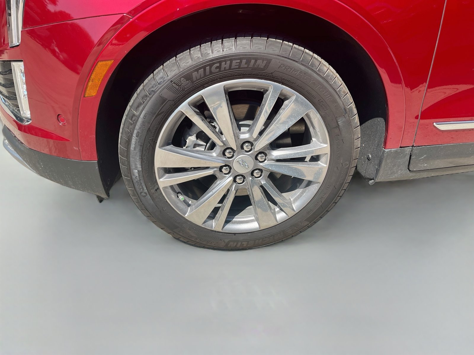 Used 2025 Cadillac XT5 Premium Luxury w/ Technology Package FWD image 34
