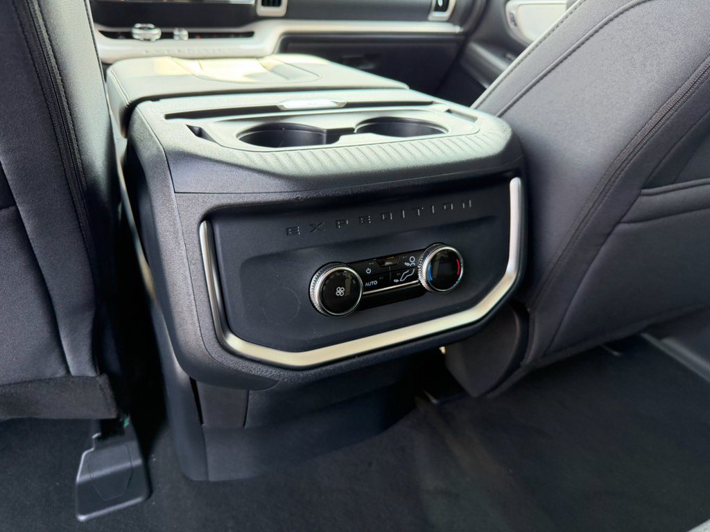 New 2027 Ford Expedition Active AWD/4WD image 18
