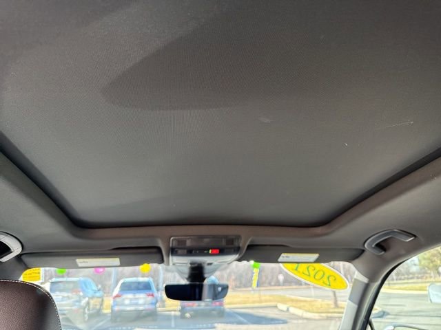 Used 2021 Volkswagen Tiguan SEL Premium R-Line image 26