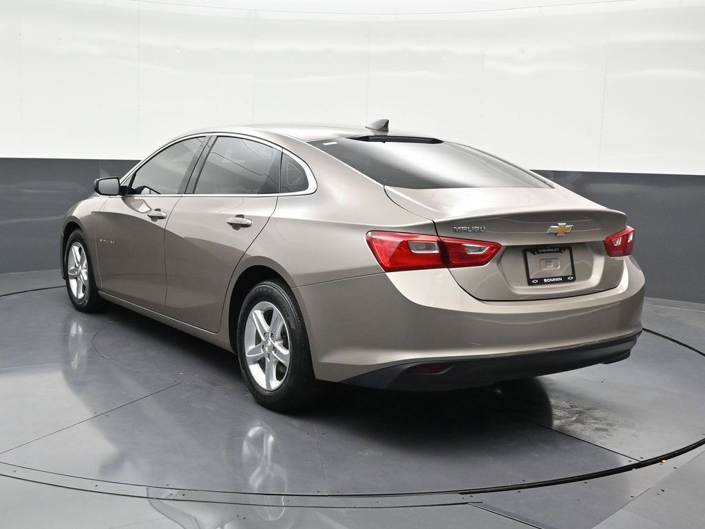 Used 2022 Chevrolet Malibu LS FWD image 3