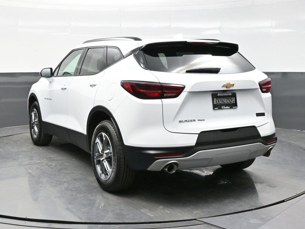 Used 2025 Chevrolet Blazer LT w/ Convenience Package image 5