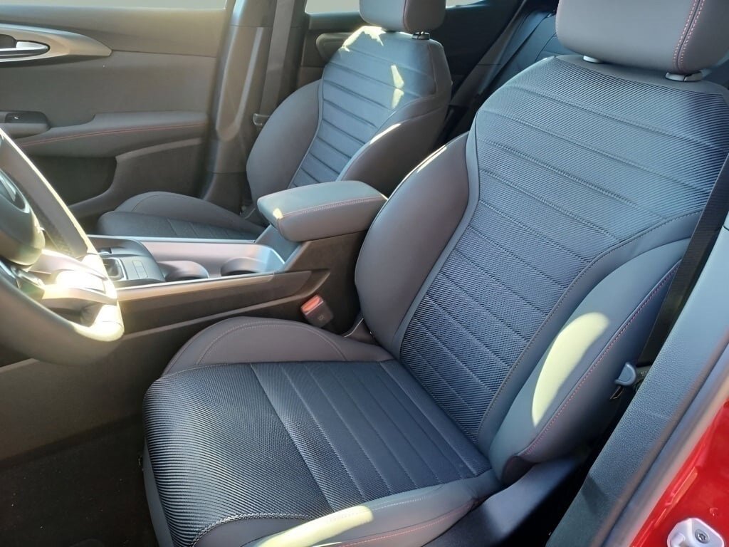 New 2024 Dodge Hornet R/T w/ R/T Blacktop Package image 17