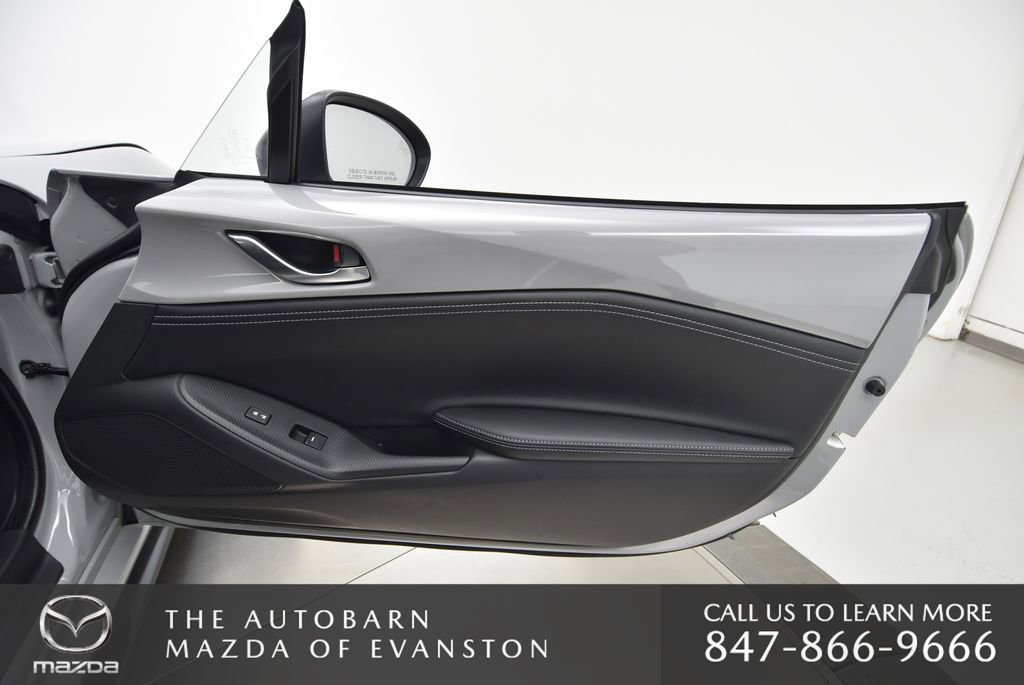 Certified 2025 MAZDA MX-5 Miata Club w/ Brembo/BBS Recaro Package image 40