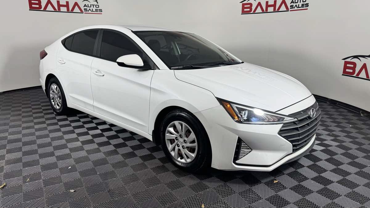 Used 2020 Hyundai Elantra SE w/ Cargo Package (C1) FWD image 9