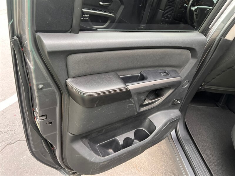 Used 2015 Nissan Titan PRO-4X AWD/4WD image 19