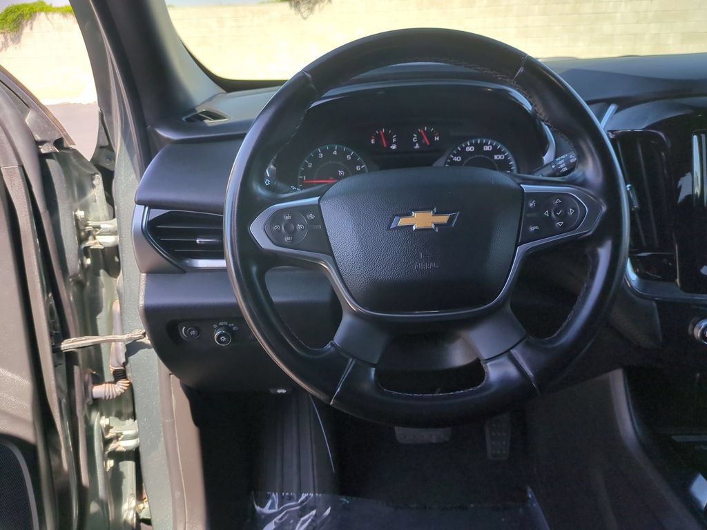 Used 2023 Chevrolet Traverse LT FWD image 20