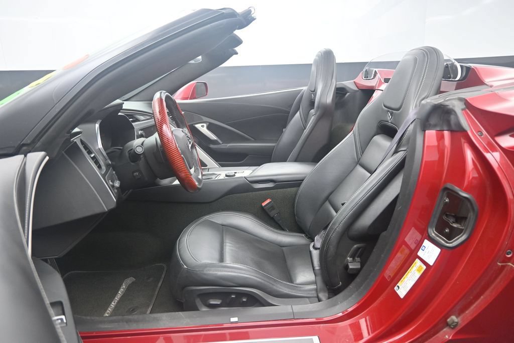 Used 2015 Chevrolet Corvette Stingray Convertible w/ 3LT Preferred Equipment Group RWD image 17