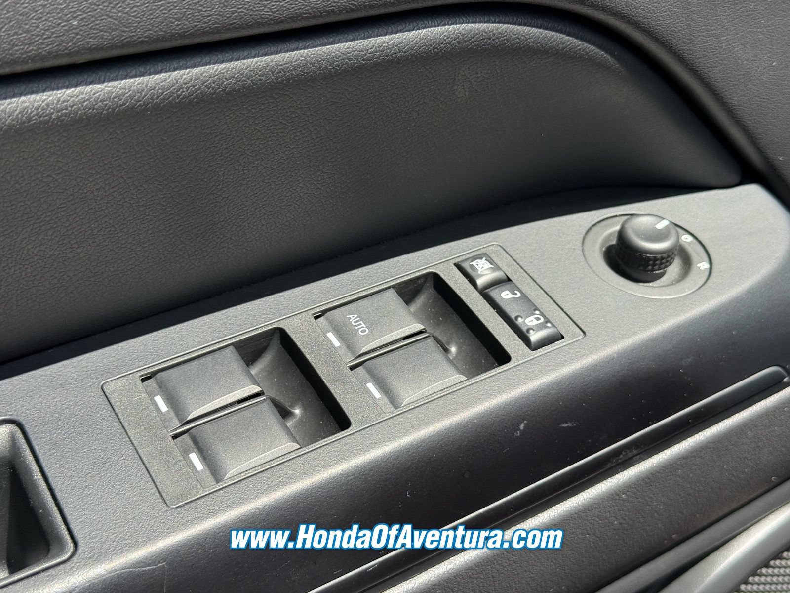 Used 2016 Jeep Patriot High Altitude FWD image 24