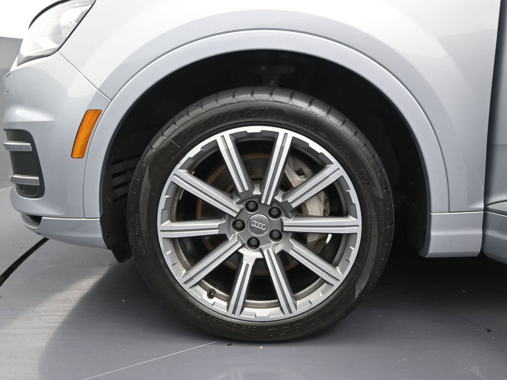 Used 2018 Audi Q7 3.0T Premium Plus w/ Premium Plus Package image 14