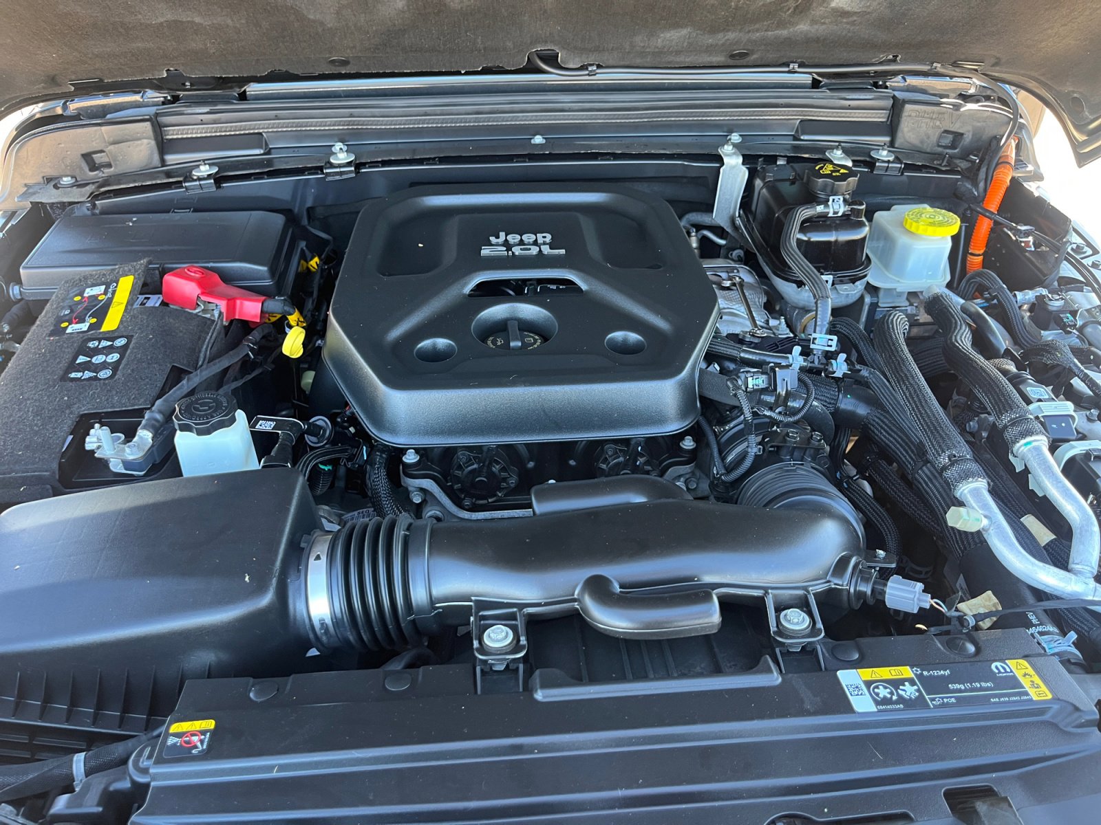 Used 2021 Jeep Wrangler Unlimited Sahara w/ Safety Group image 21