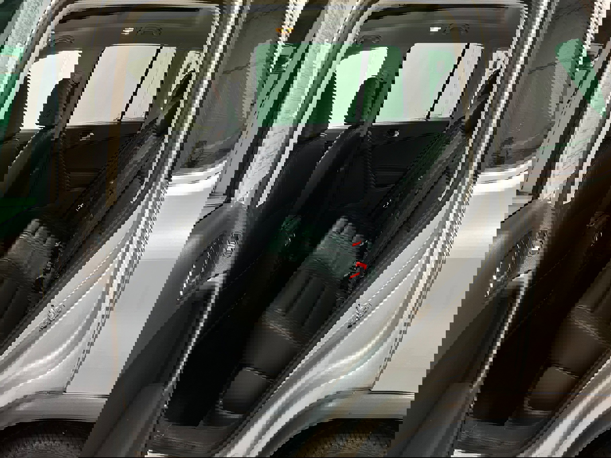 Used 2017 Volkswagen Tiguan Sport image 26