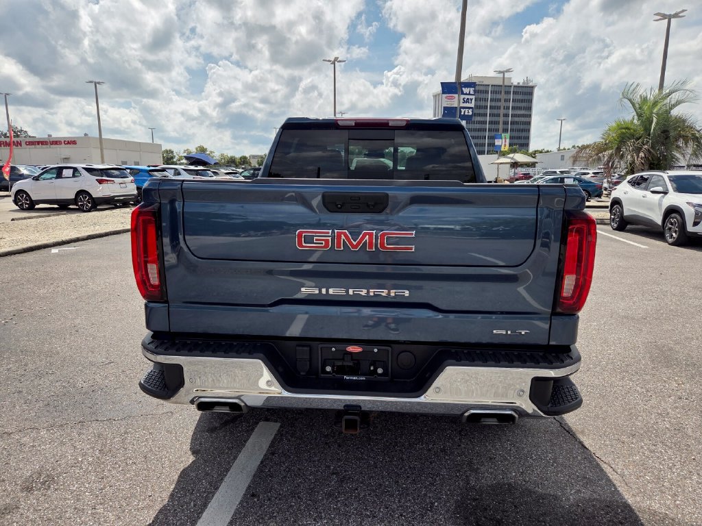 Used 2024 GMC Sierra 1500 SLT w/ SLT Premium Plus Package AWD/4WD image 15