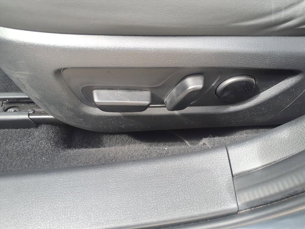 Used 2021 MAZDA CX-30 AWD 2.5 S w/ Premium Package image 13