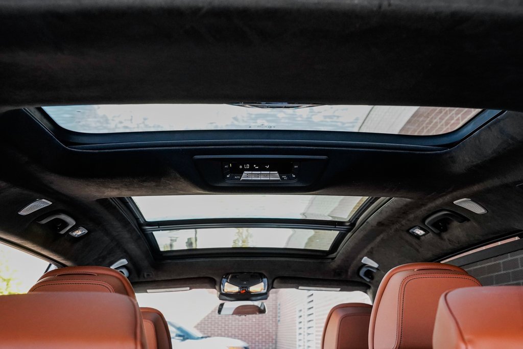 Certified 2025 BMW X7 M60i image 22
