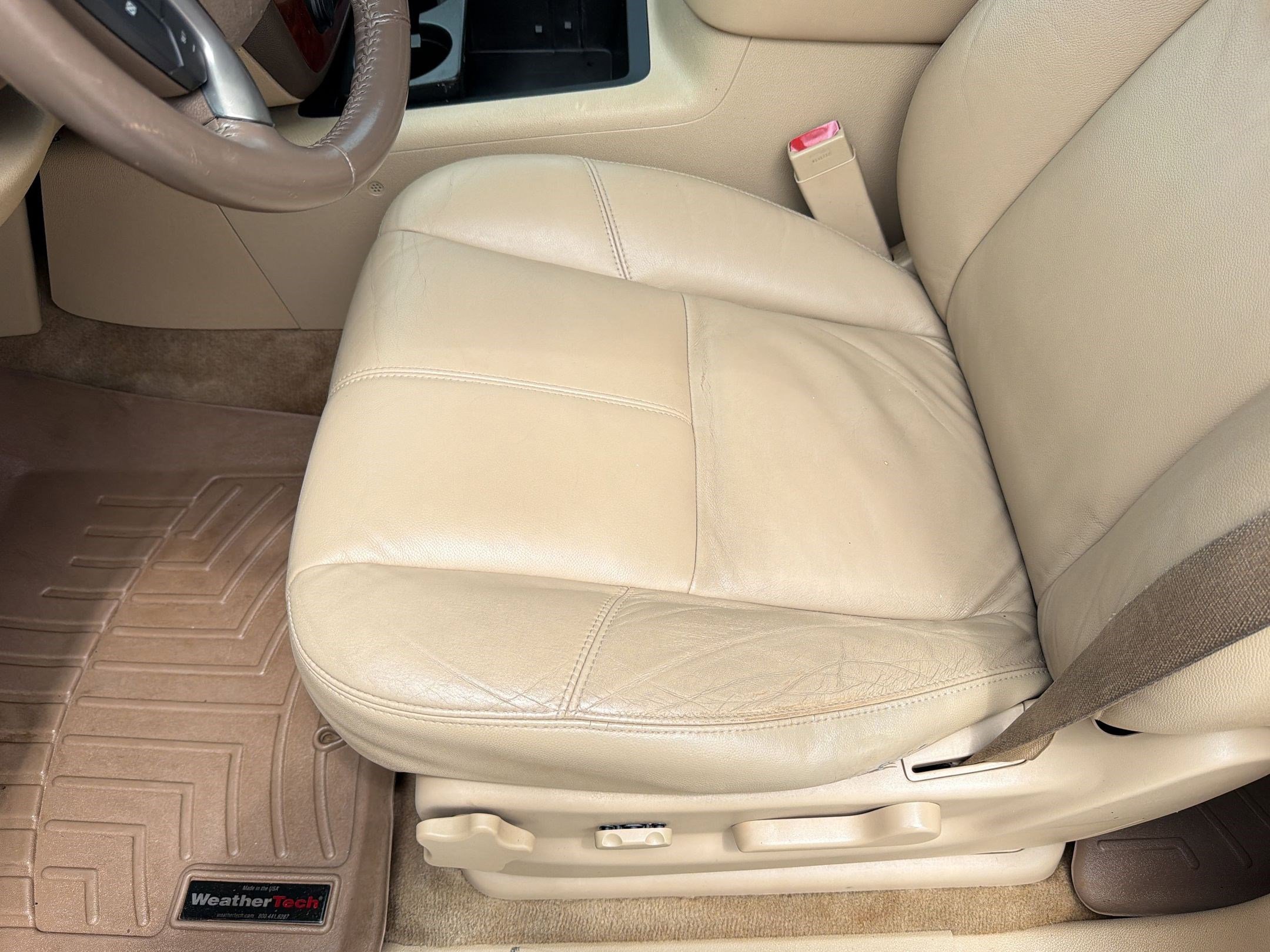 Used 2012 Chevrolet Tahoe LT RWD image 13