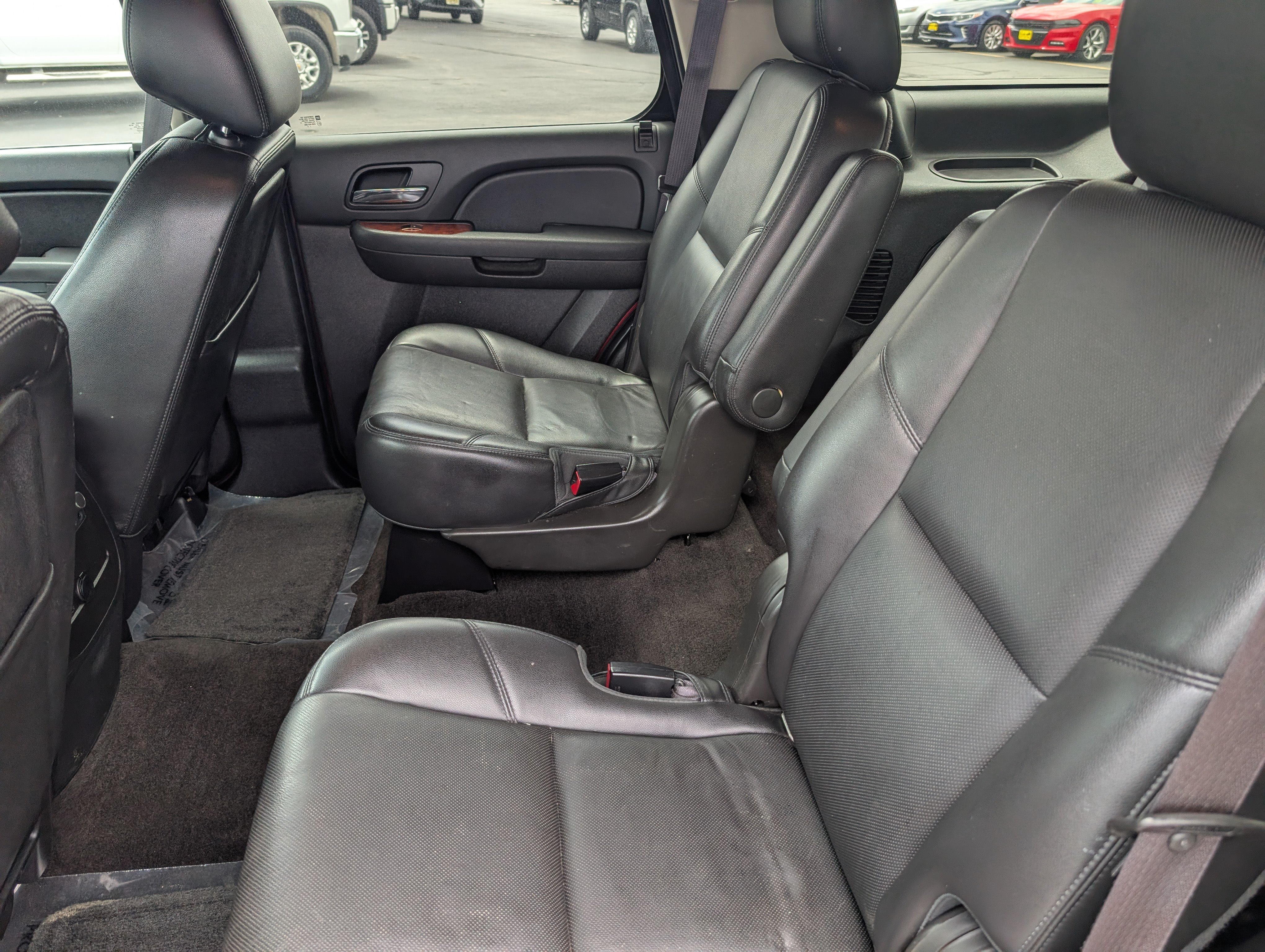 Used 2014 Chevrolet Tahoe LTZ AWD/4WD image 25