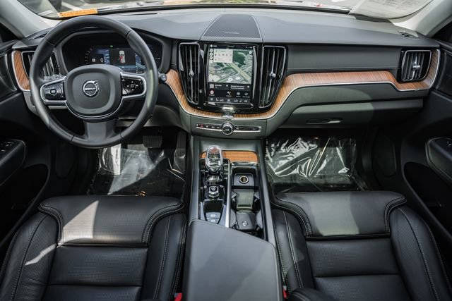 Used 2024 Volvo XC60 T8 Ultimate w/ Protection Package Premier image 20