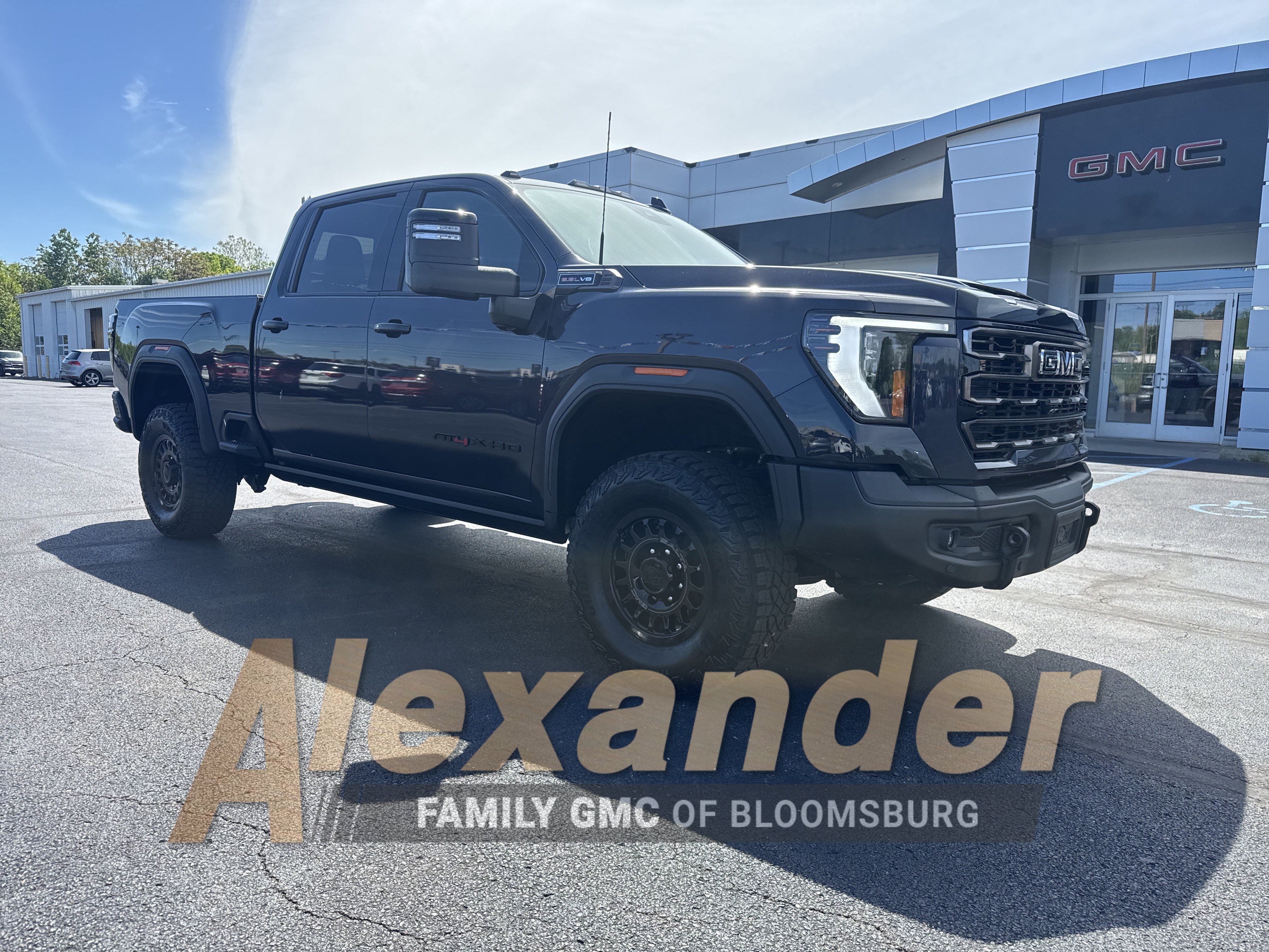 New 2026 GMC Sierra 2500 AT4X w/ AT4X AEV Edition AWD/4WD video 1