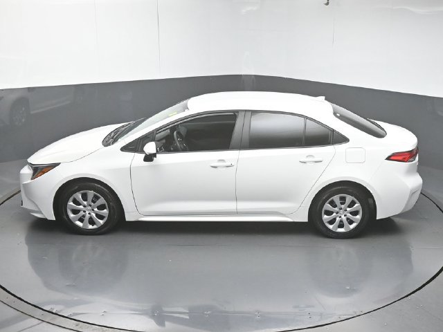 Used 2024 Toyota Corolla LE FWD image 43