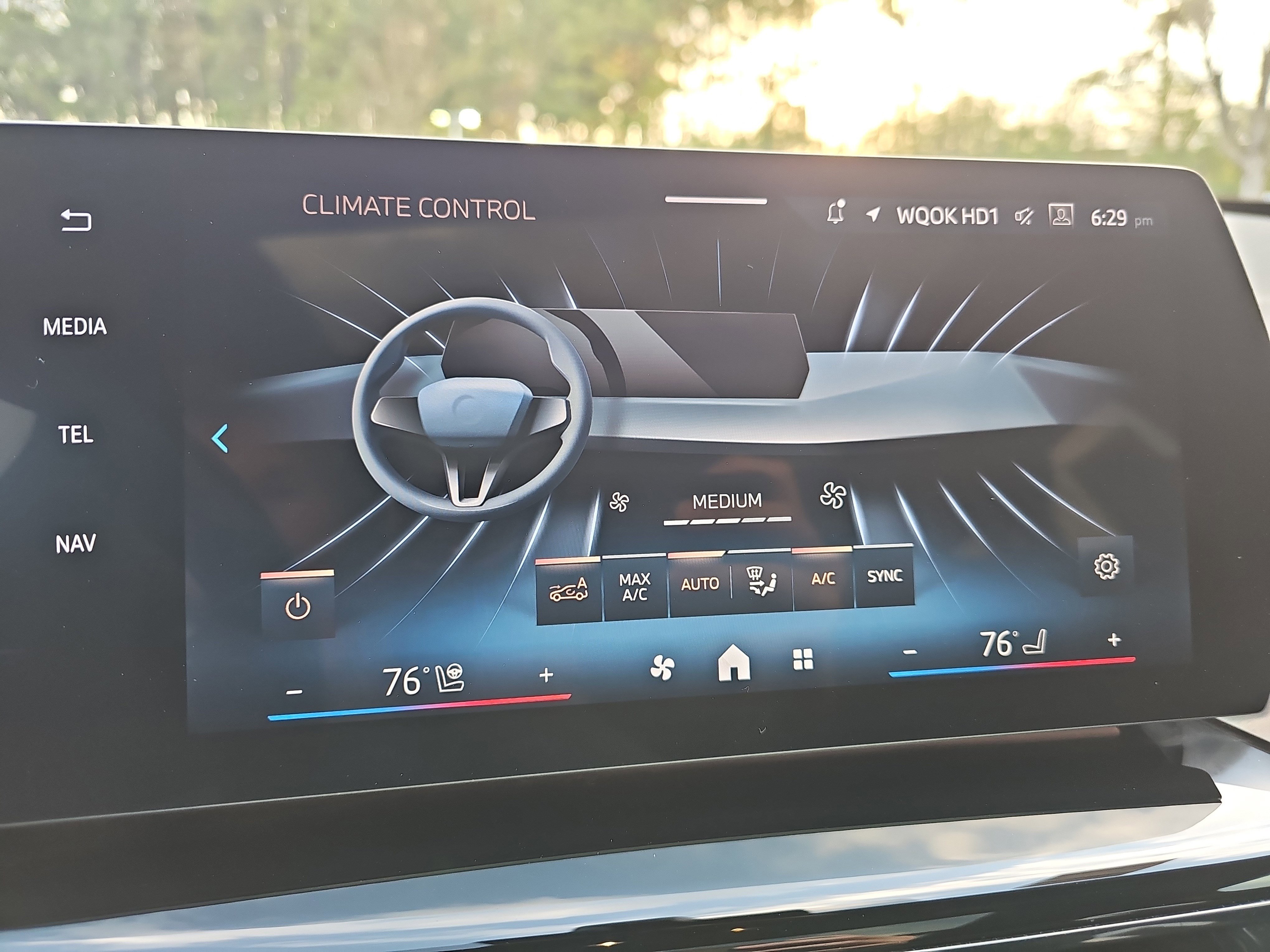 Certified 2025 BMW X1 xDrive28i w/ Technology Package image 23