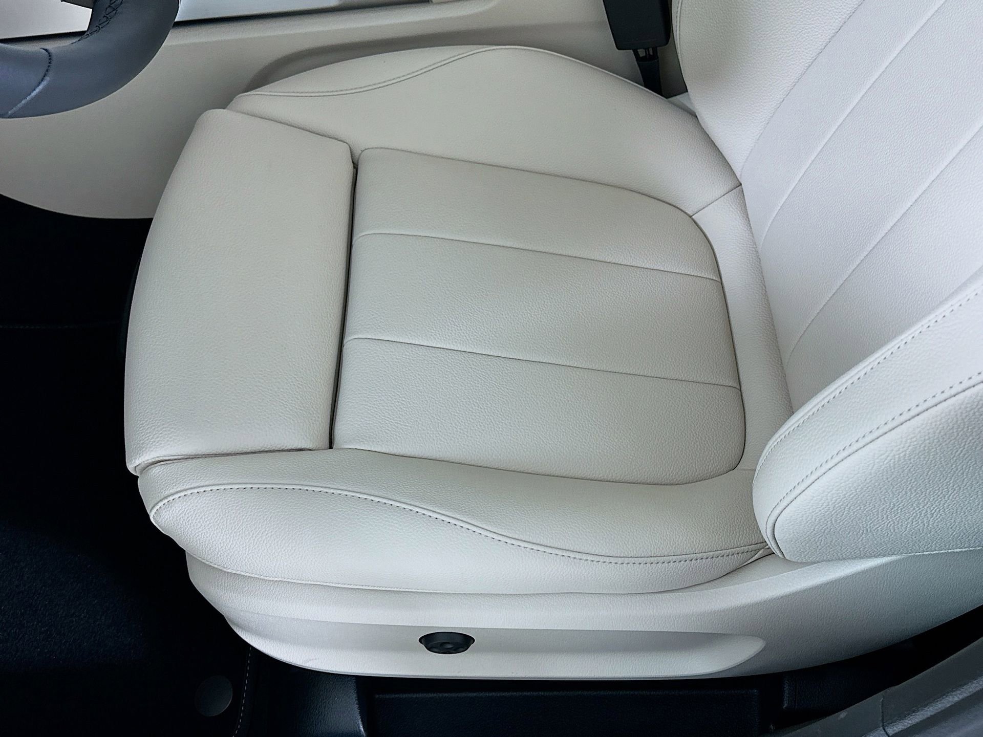 New 2026 Mercedes-Benz GLB 250 image 19