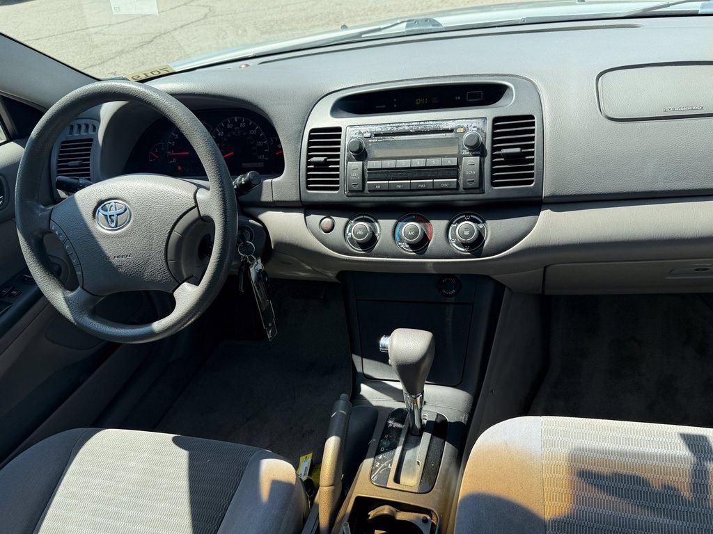 Used 2006 Toyota Camry LE FWD image 11