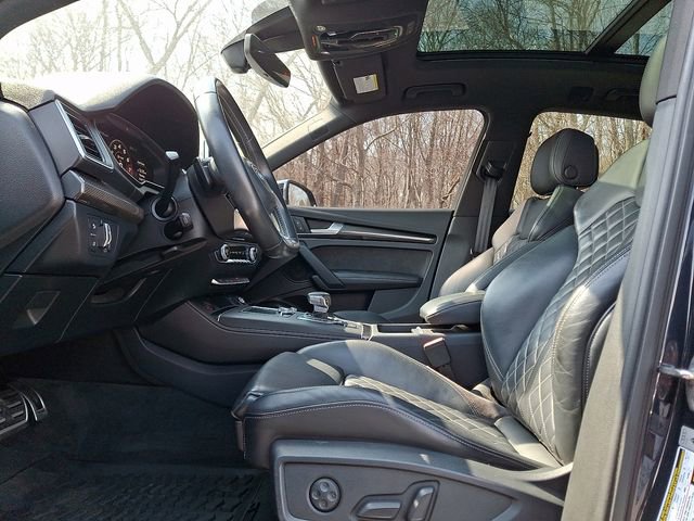 Used 2019 Audi SQ5 Premium Plus w/ Premium Plus Package AWD/4WD image 16