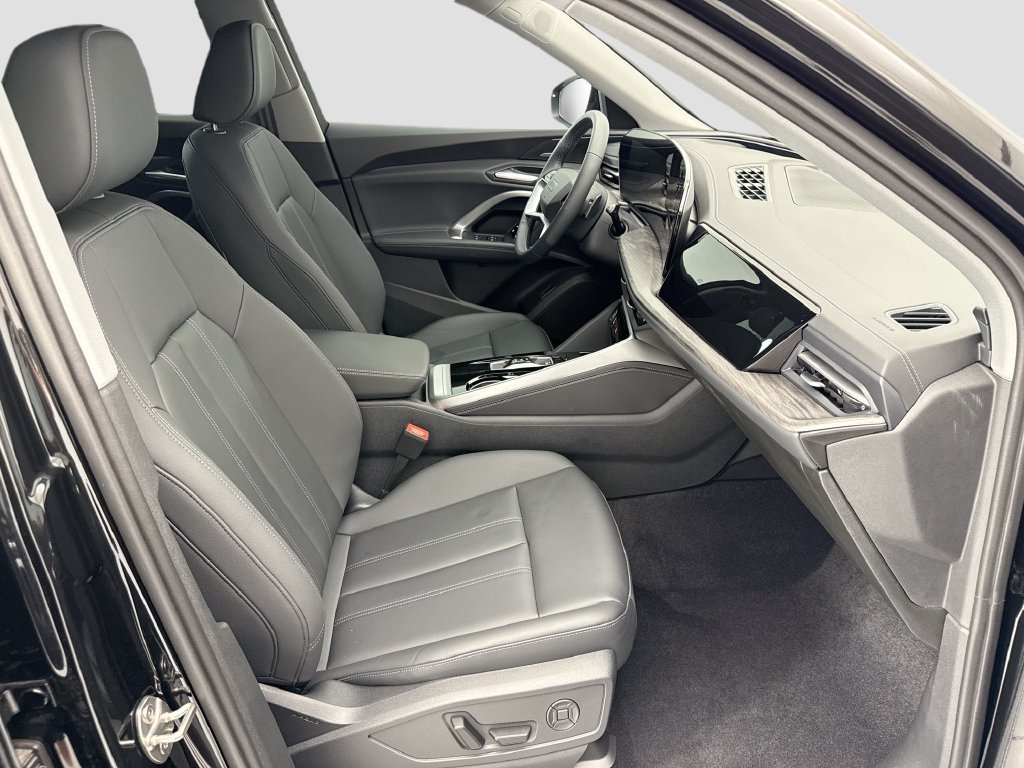 Used 2026 Audi Q5 Premium Plus AWD/4WD image 19