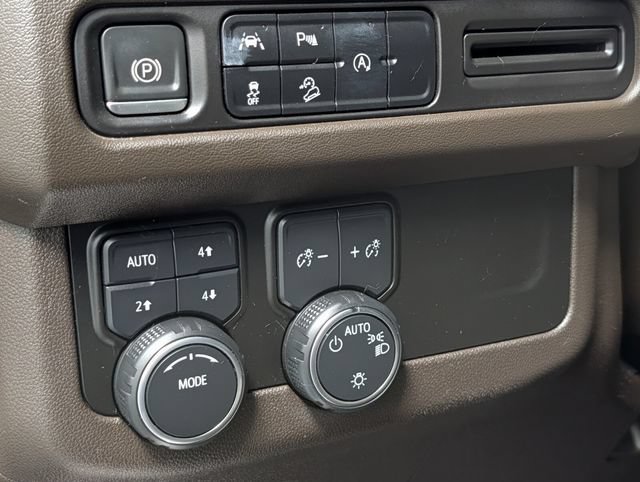 Certified 2023 Chevrolet Suburban Z71 AWD/4WD image 20
