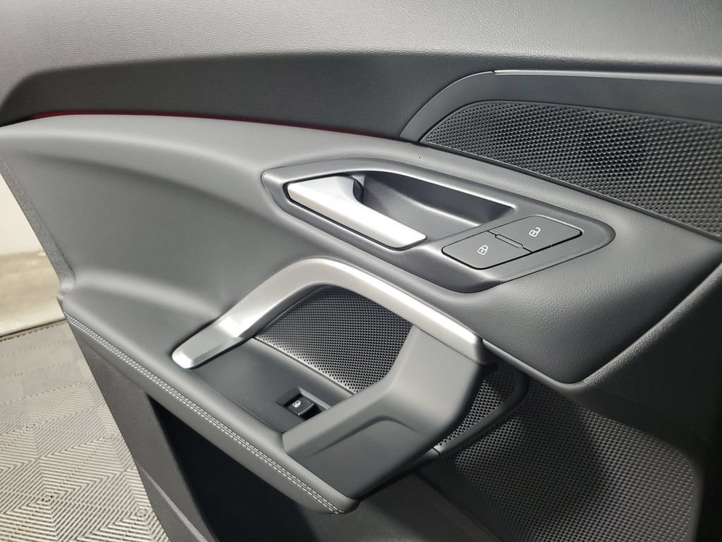 New 2026 Audi Q5 2.0T AWD/4WD image 18